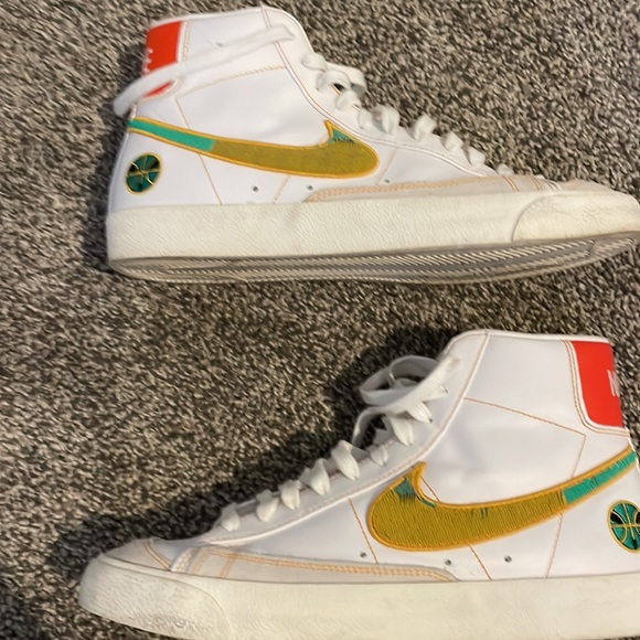 10 Blazer Mid 'Roswell Rayguns' dd9239-100 - Picture 2 of 8